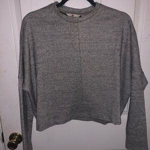 Box-cut cropped VV sweater
